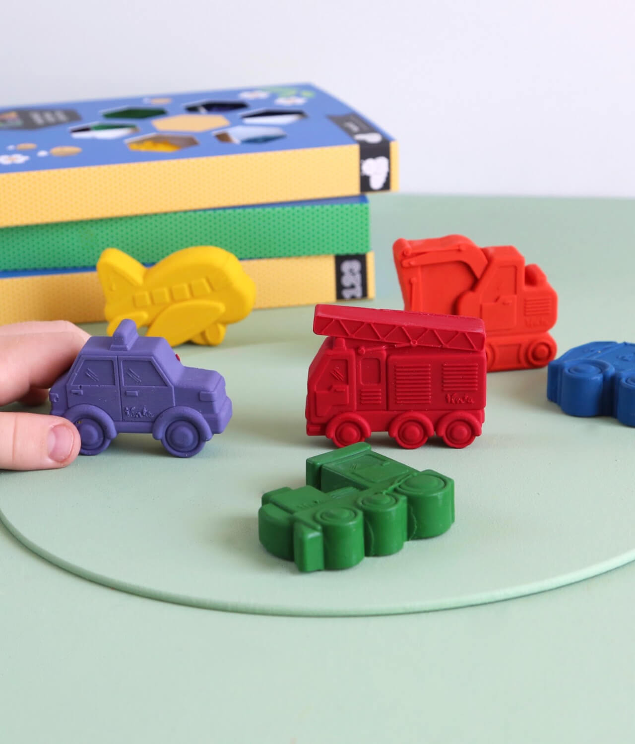 Transport Themed Crayons (Toddler Size)